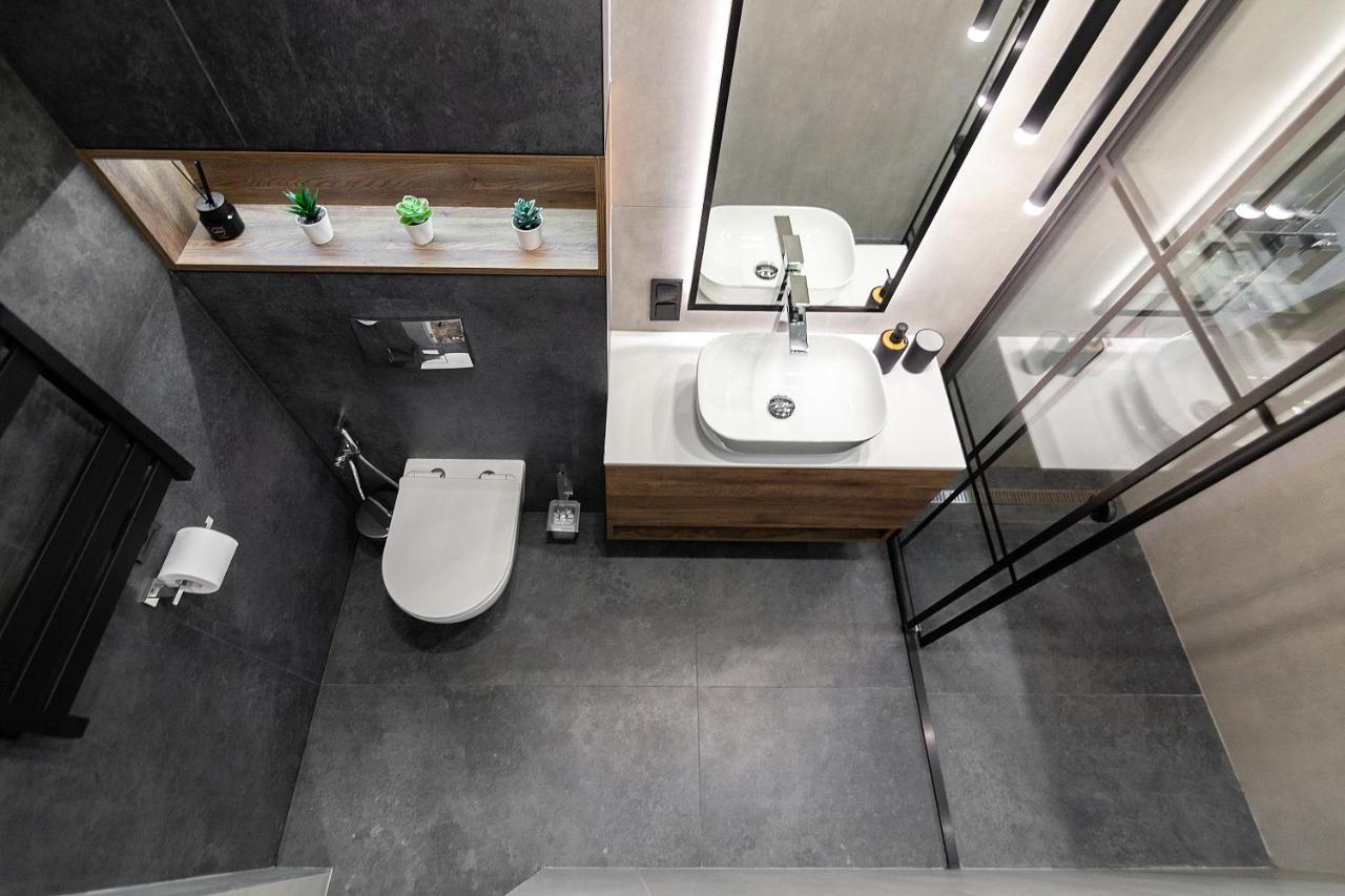Dream Apartament On Drahomanova Street إلفيف المظهر الخارجي الصورة
