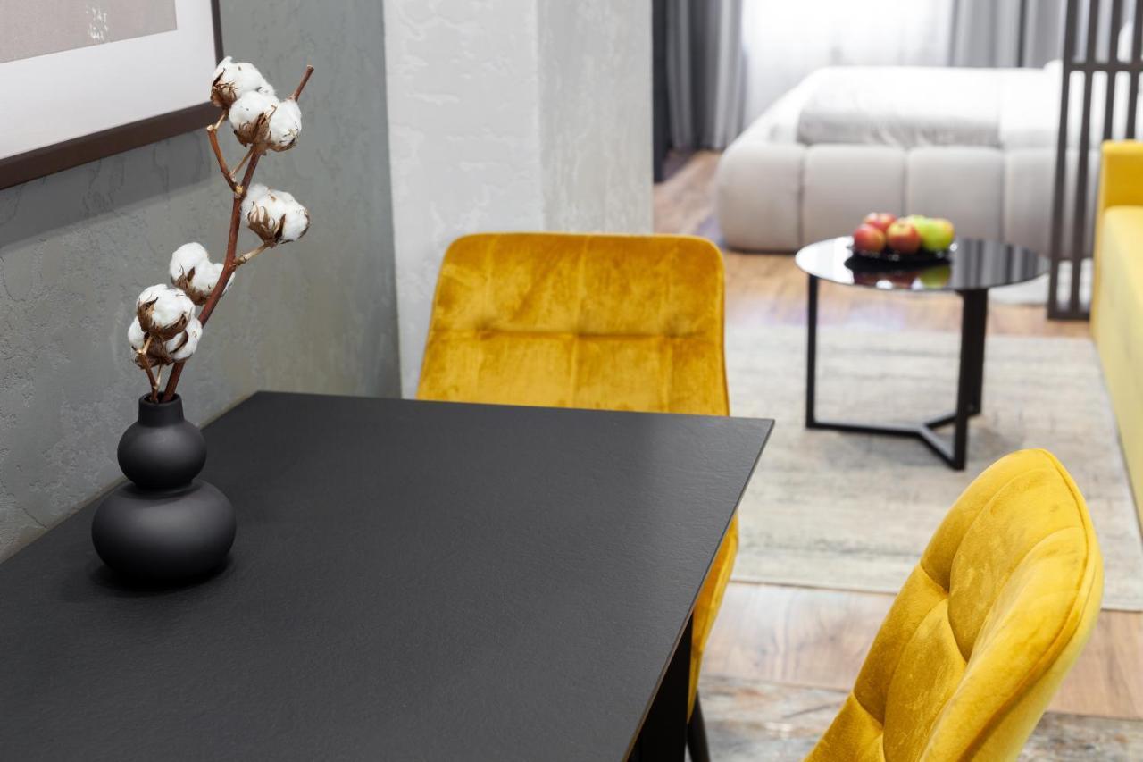 Dream Apartament On Drahomanova Street إلفيف المظهر الخارجي الصورة