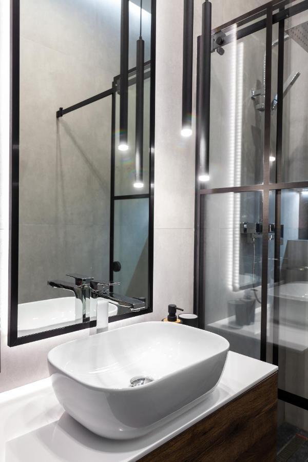 Dream Apartament On Drahomanova Street إلفيف المظهر الخارجي الصورة