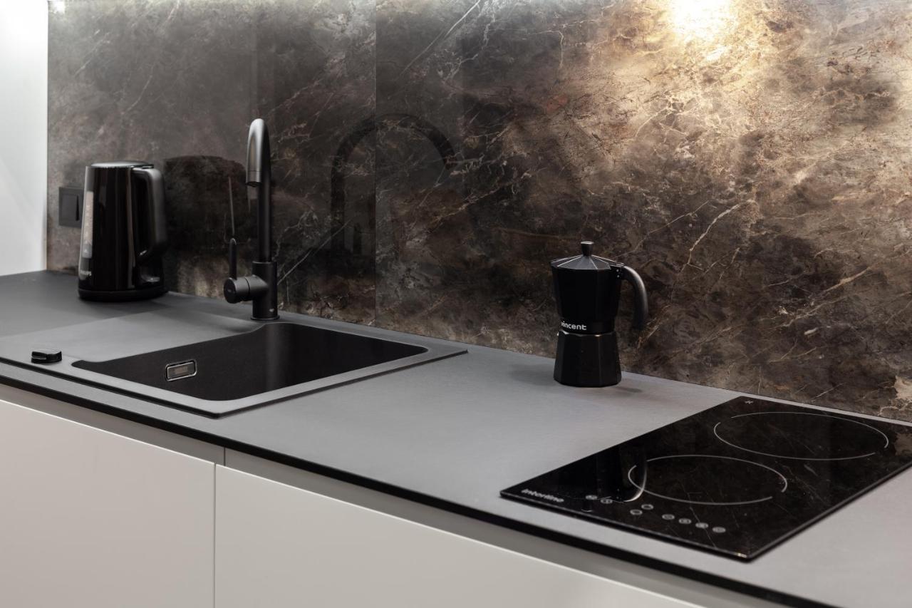 Dream Apartament On Drahomanova Street إلفيف المظهر الخارجي الصورة